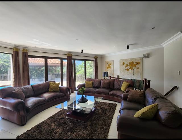4 BEDROOM HOUSE FOR SALE IN ZIMBALI ESTATE
